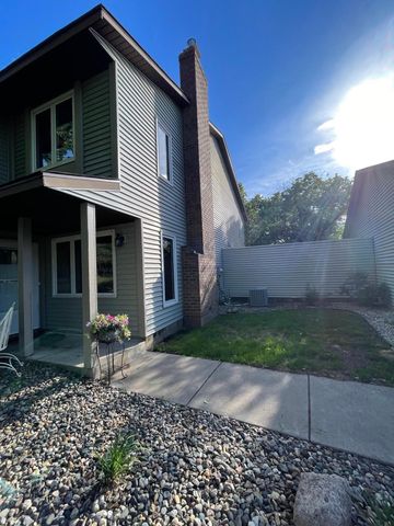 4677 Sorrell Point, Eagan, MN 55122