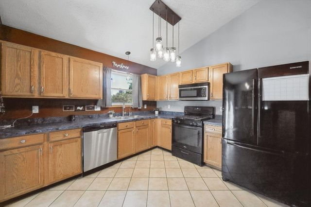 2162 Forestwind Drive, Grove City, OH 43123