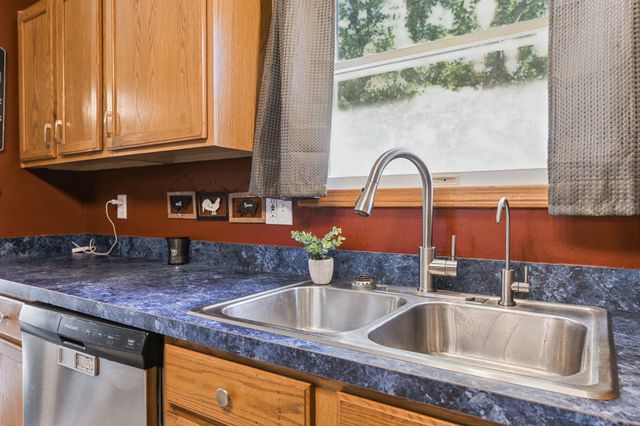 2162 Forestwind Drive, Grove City, OH 43123