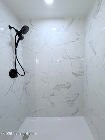 5316 Layne Rd, Louisville, KY 40219