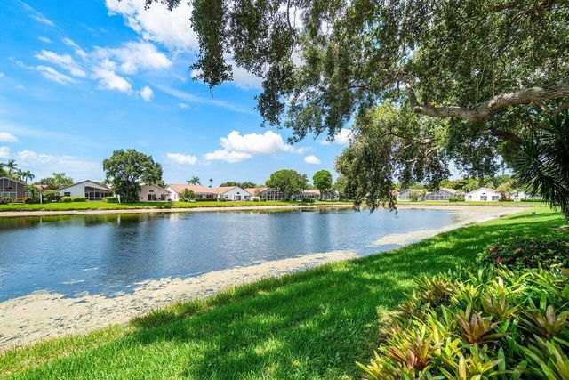 9763 Harbour Lake Circle S, Boynton Beach, FL 33437