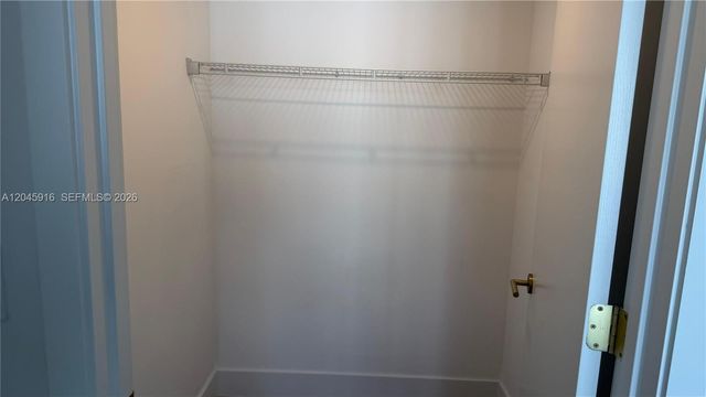 90 NE 32nd 511 511, Miami, FL 33127
