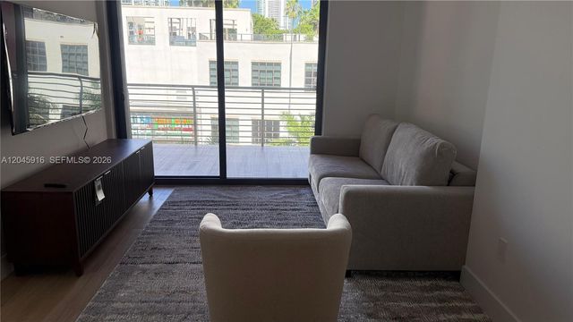 90 NE 32nd 511 511, Miami, FL 33127