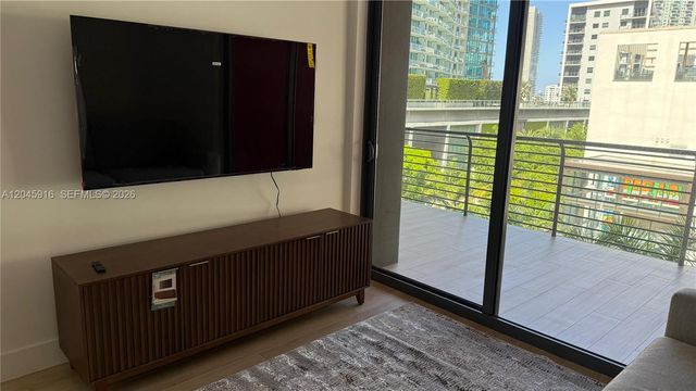 90 NE 32nd 511 511, Miami, FL 33127