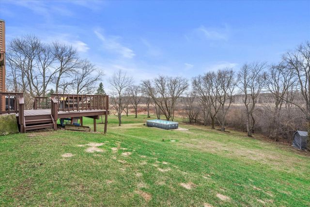 W324S7701 Paul LANE, Mukwonago, WI 53149
