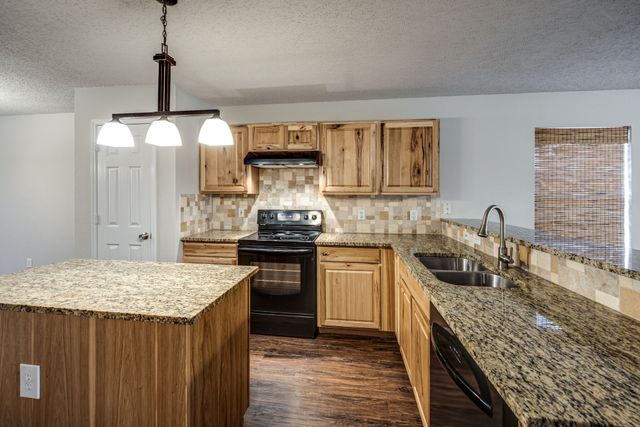 1561 Knottingham Drive, Little Elm, TX 75068