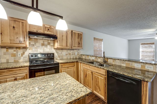 1561 Knottingham Drive, Little Elm, TX 75068