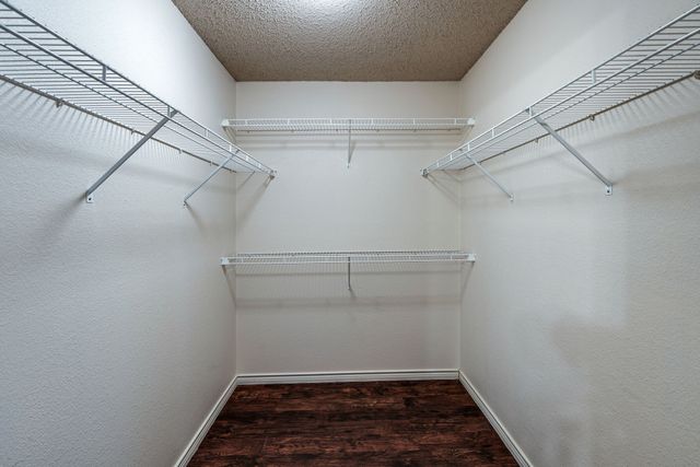 1561 Knottingham Drive, Little Elm, TX 75068