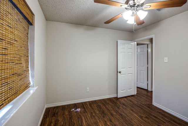1561 Knottingham Drive, Little Elm, TX 75068