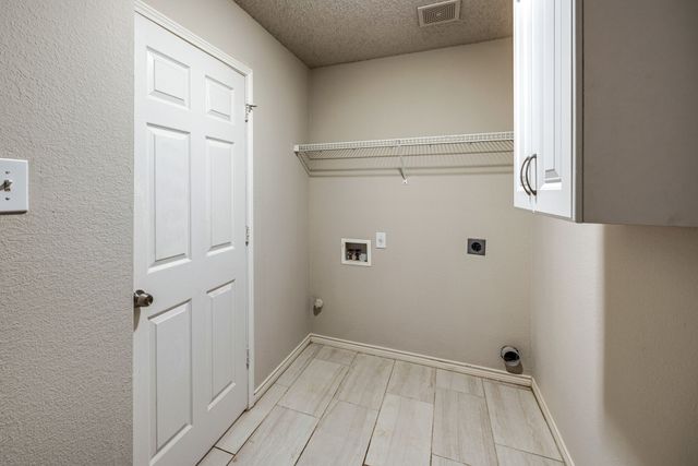 1561 Knottingham Drive, Little Elm, TX 75068