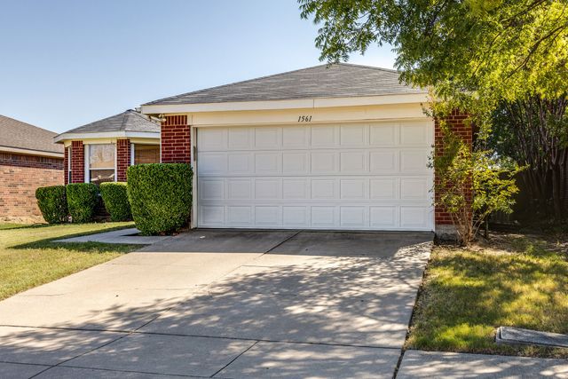 1561 Knottingham Drive, Little Elm, TX 75068