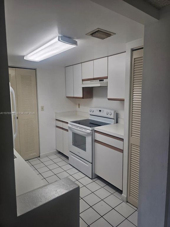 9799 Westview Dr 1025, Coral Springs, FL 33076