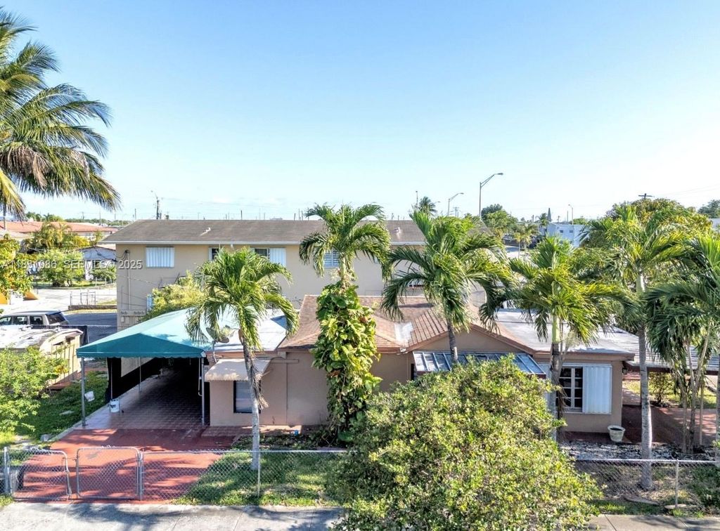 190 W 27th Street, Hialeah, FL 33010
