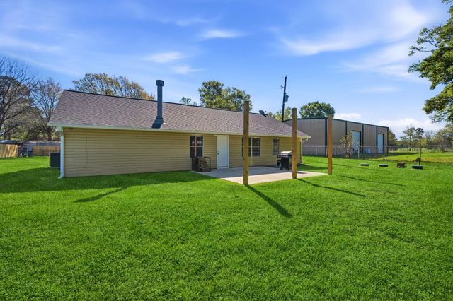 24918 Mathews Road, Tomball, TX 77375