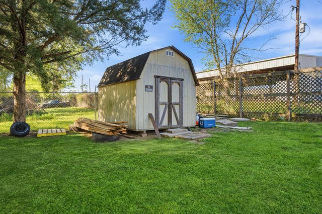 24918 Mathews Road, Tomball, TX 77375