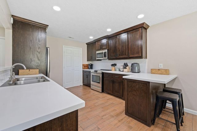 24918 Mathews Road, Tomball, TX 77375