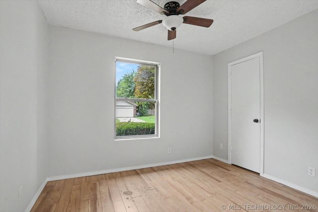 469 W 149th Street S, Glenpool, OK 74033