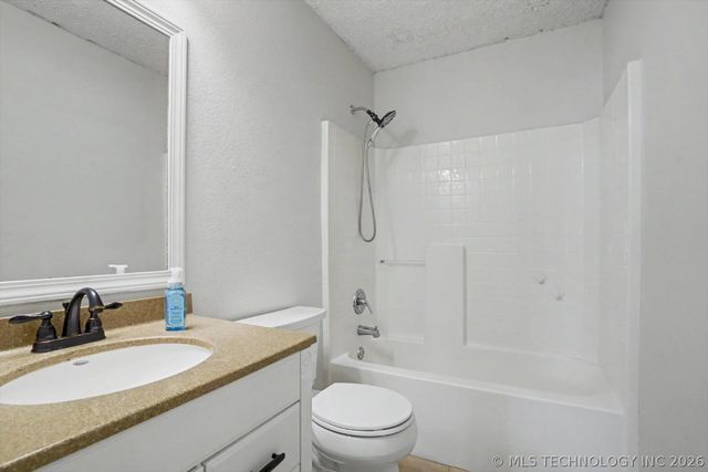 469 W 149th Street S, Glenpool, OK 74033