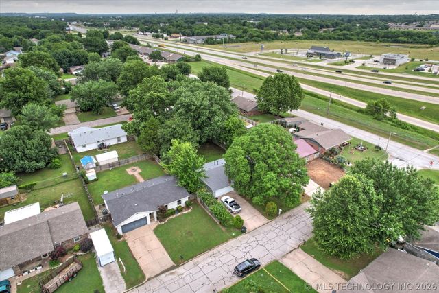 469 W 149th Street S, Glenpool, OK 74033