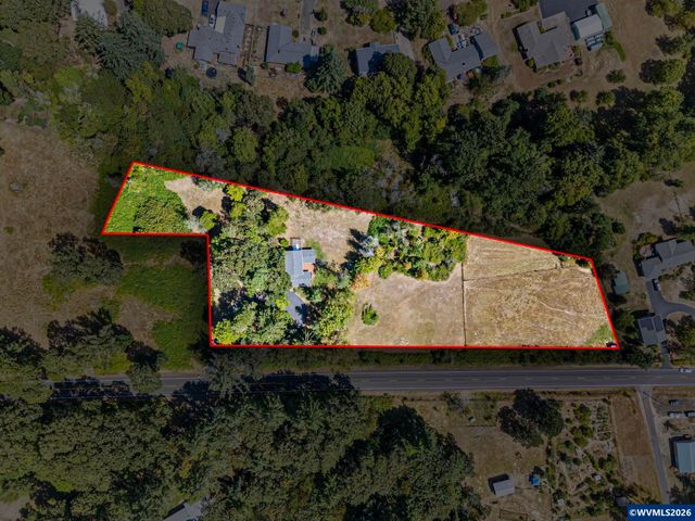 7550 NW Mountain View Dr, Corvallis, OR 97330