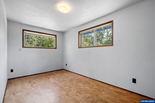 7550 NW Mountain View Dr, Corvallis, OR 97330