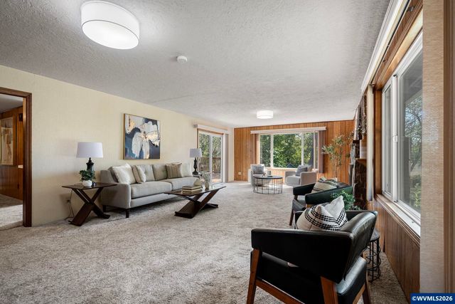 7550 NW Mountain View Dr, Corvallis, OR 97330