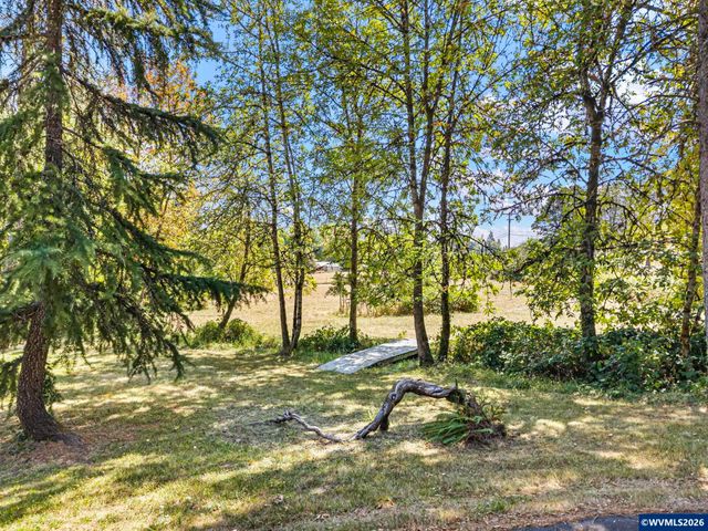 7550 NW Mountain View Dr, Corvallis, OR 97330