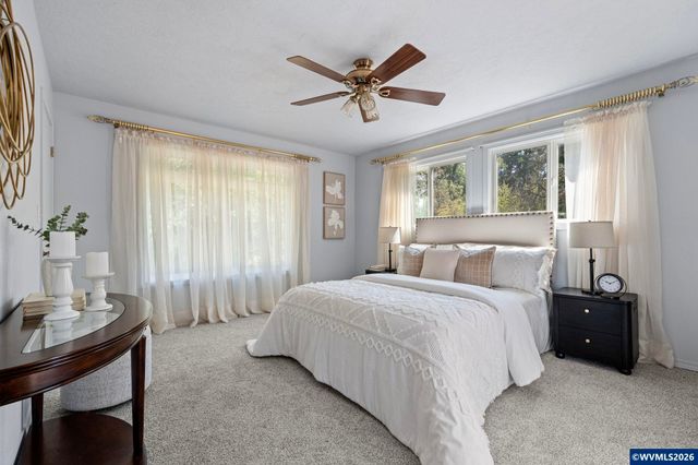 7550 NW Mountain View Dr, Corvallis, OR 97330