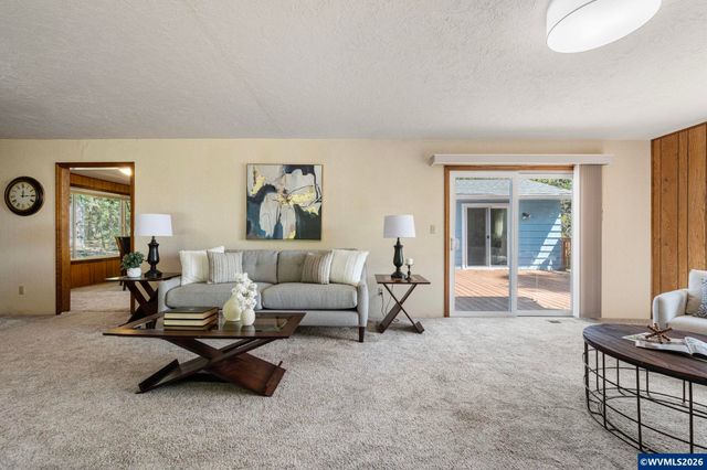 7550 NW Mountain View Dr, Corvallis, OR 97330