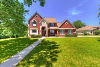 214 Whites Lake Estates Drive, Highlands, TX 77562