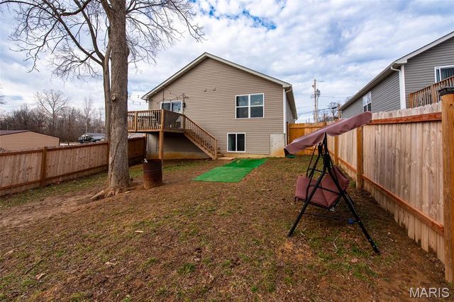 1668 Missouri Avenue, Pacific, MO 63069