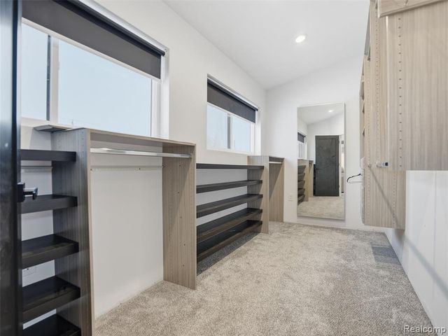 37645 Lakeville Street, Harrison Twp, MI 48045