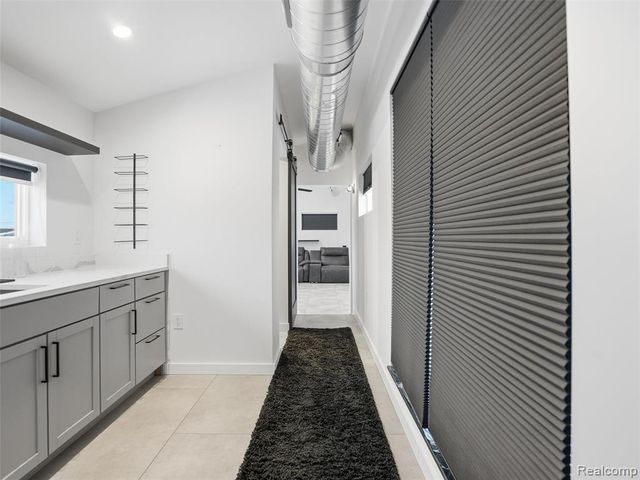 37645 Lakeville Street, Harrison Twp, MI 48045