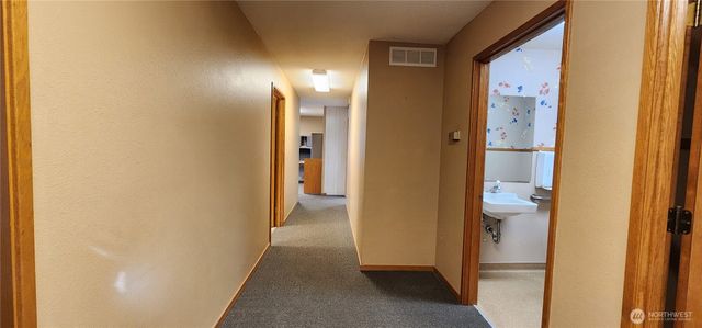 1700 Cooper Point Rd Suite B3 SW #B3, Olympia, WA 98502