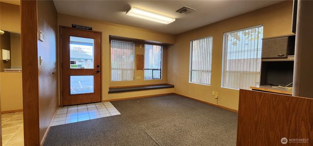 1700 Cooper Point Rd Suite B3 SW #B3, Olympia, WA 98502