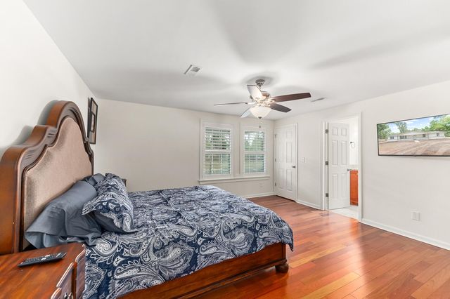 1729 N Highway 17, Mount Pleasant, SC 29464