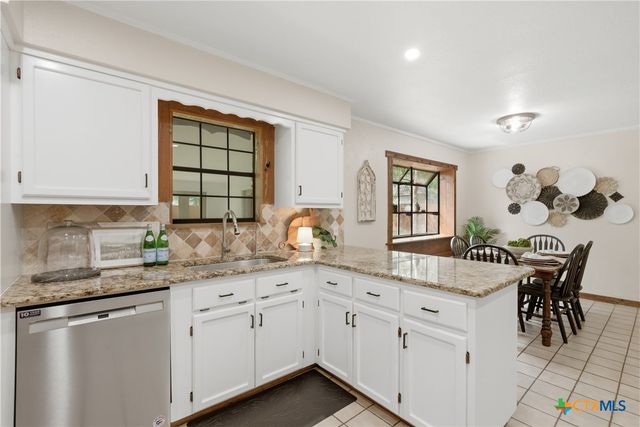 11102 Salado Springs Circle, Salado, TX 76571
