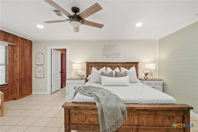 11102 Salado Springs Circle, Salado, TX 76571