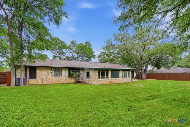 11102 Salado Springs Circle, Salado, TX 76571