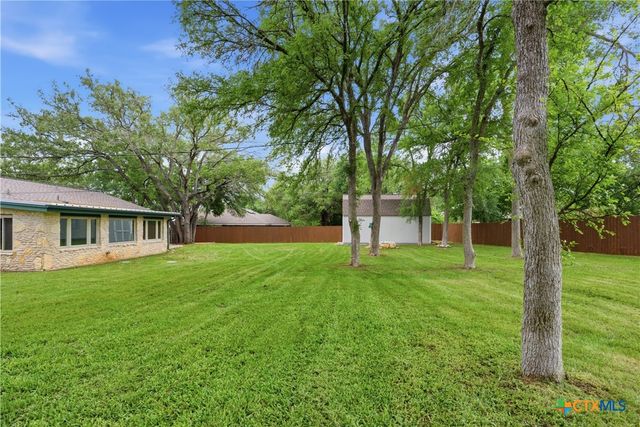 11102 Salado Springs Circle, Salado, TX 76571