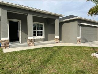9438 FRUITLAND AVENUE, Englewood, FL 34224