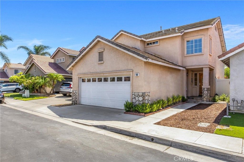 921 Blossomcreek Ln, Corona, CA 92878 — exterior