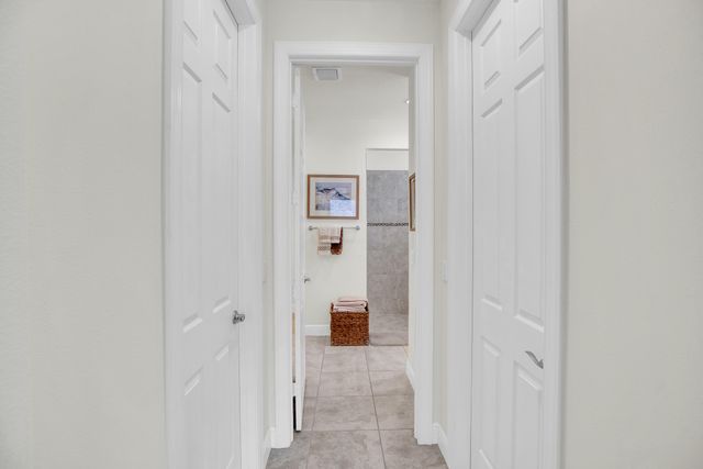 393 11th Square SW, Vero Beach, FL 32962