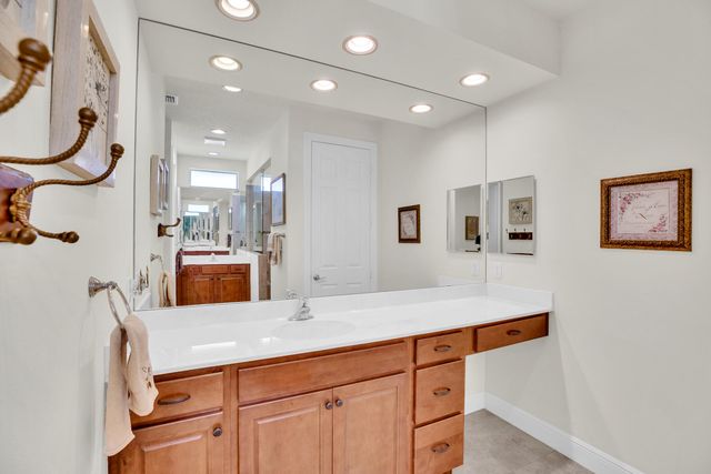 393 11th Square SW, Vero Beach, FL 32962