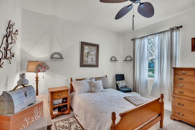 393 11th Square SW, Vero Beach, FL 32962