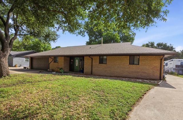 6812 Treehaven Road, Fort Worth, TX 76116