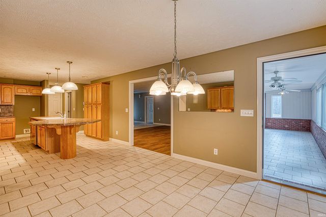 5639 Sharon Road, Newburgh, IN 47630