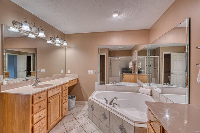 5639 Sharon Road, Newburgh, IN 47630