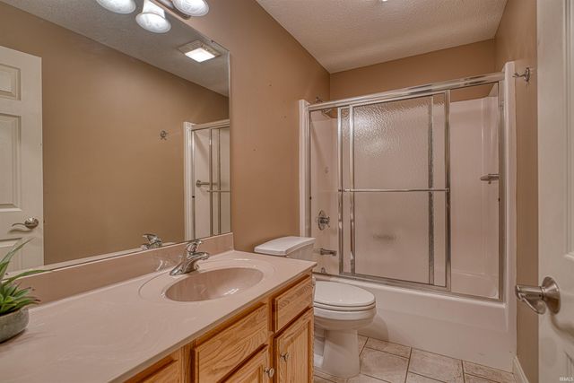 5639 Sharon Road, Newburgh, IN 47630