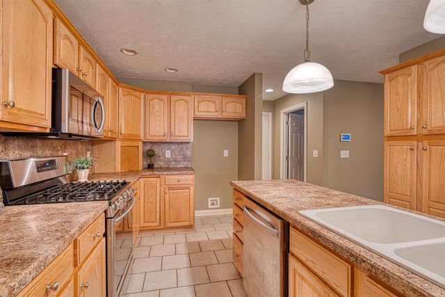 5639 Sharon Road, Newburgh, IN 47630